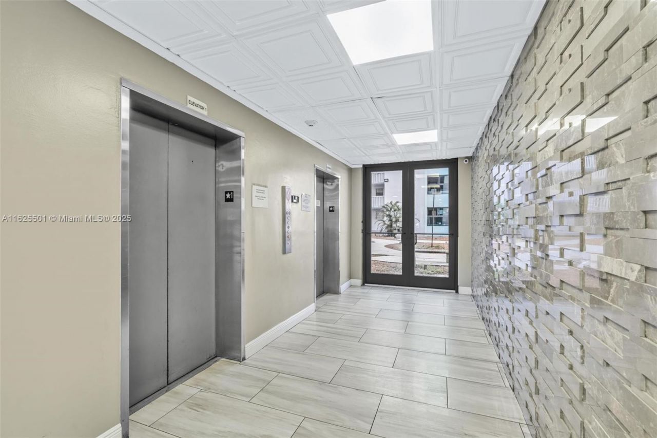 15600 NW 7th Ave, Unit 306, Miami, FL 33169 Photo