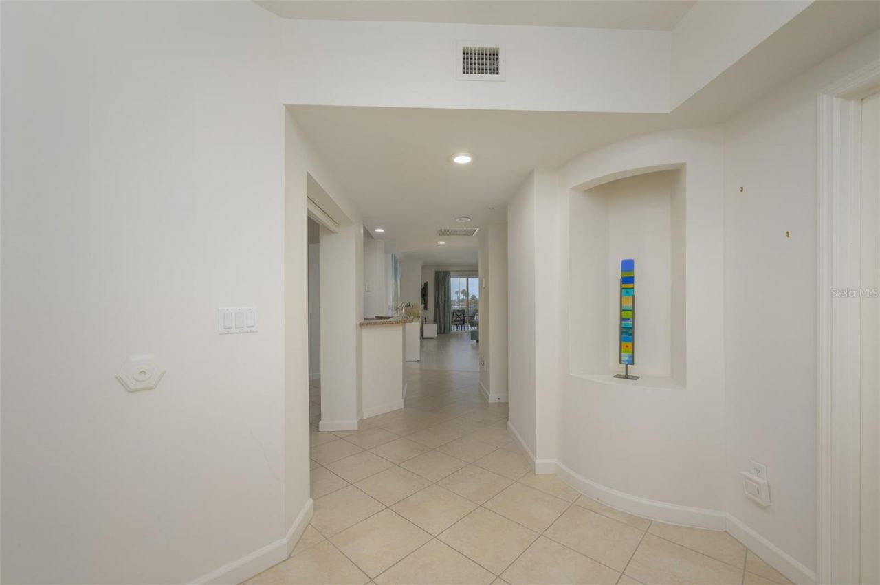 1260 Dolphin Bay Way, Unit 203, Sarasota, FL 34242 Photo