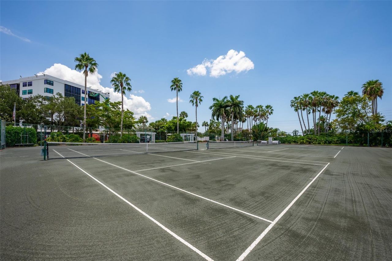 1260 Dolphin Bay Way, Unit 203, Sarasota, FL 34242 Photo