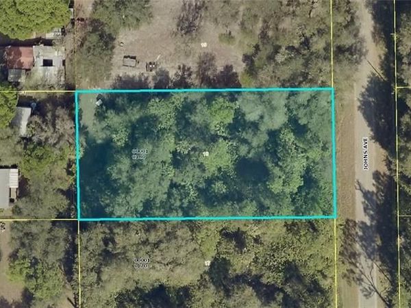 2011 Johns AVE, ALVA, FL 33920