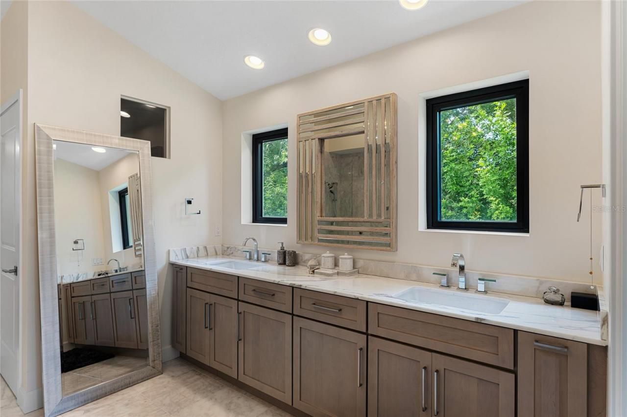 200 John Anderson Drive, Ormond Beach, FL 32176 Photo