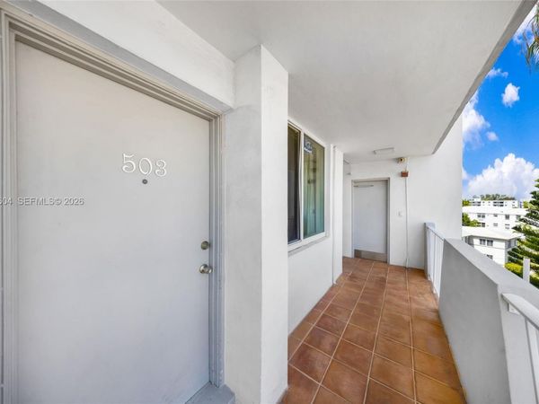 7133 Bay Dr, Unit 503, Miami Beach, FL 33141