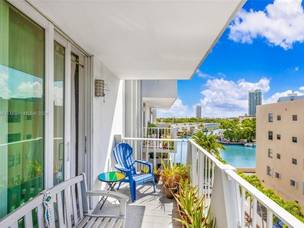 7133 Bay Dr, Unit 503, Miami Beach, FL 33141