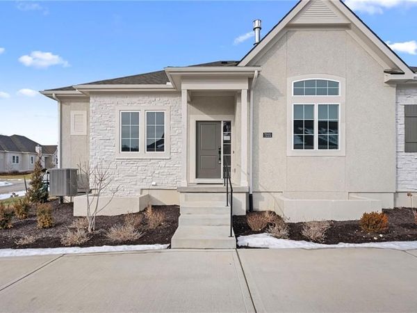 7221 Allman Drive, Shawnee, KS 66217