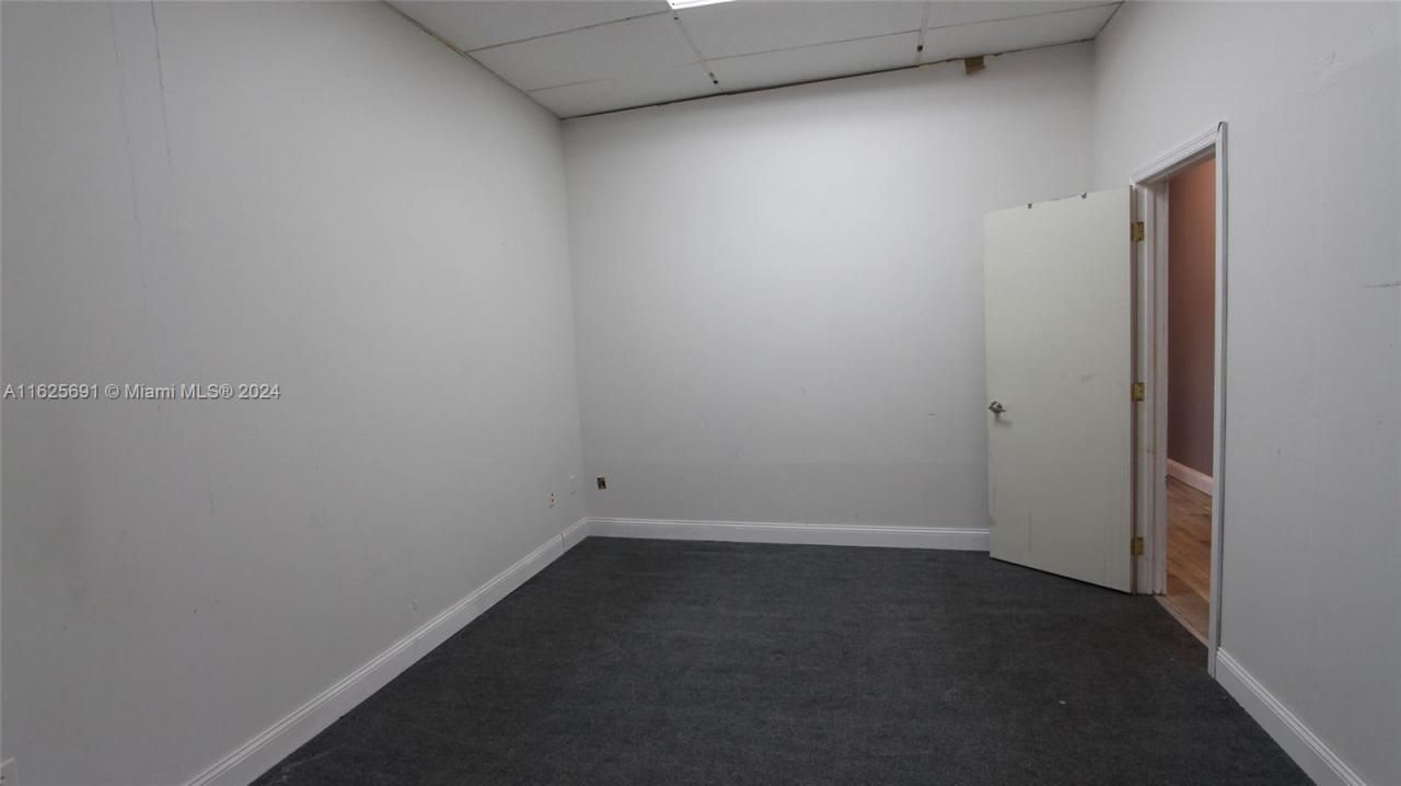 1620 NE 148 St, Unit 1630, North Miami, FL 33181 Photo