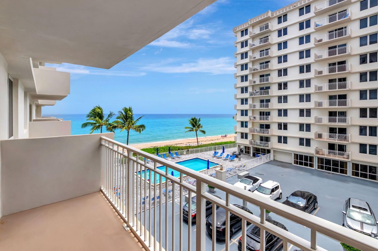 3215 S Ocean Boulevard, Unit 307, Highland Beach, FL 33487 Photo