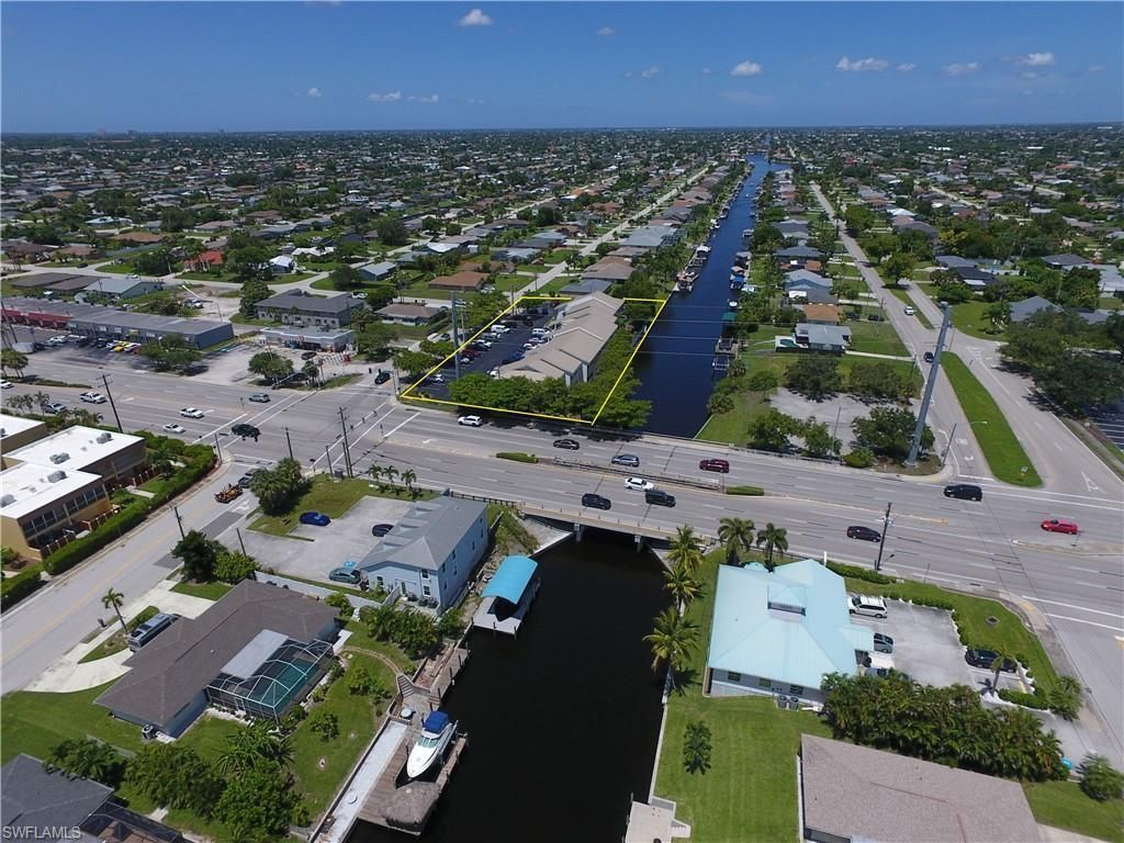 2804 Del Prado Blvd S, Cape Coral, FL 33904 Photo