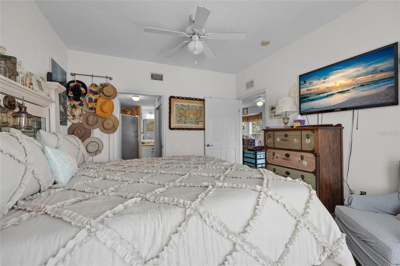 54 SE 910 Avenue, Unit 116, Suwannee, FL 32692 Photo