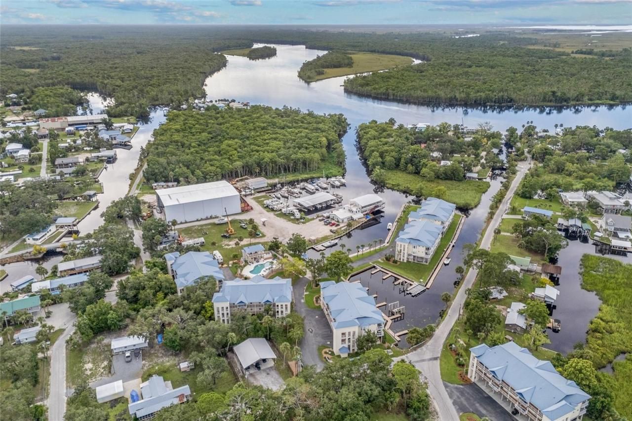 54 SE 910 Avenue, Unit 116, Suwannee, FL 32692 Photo