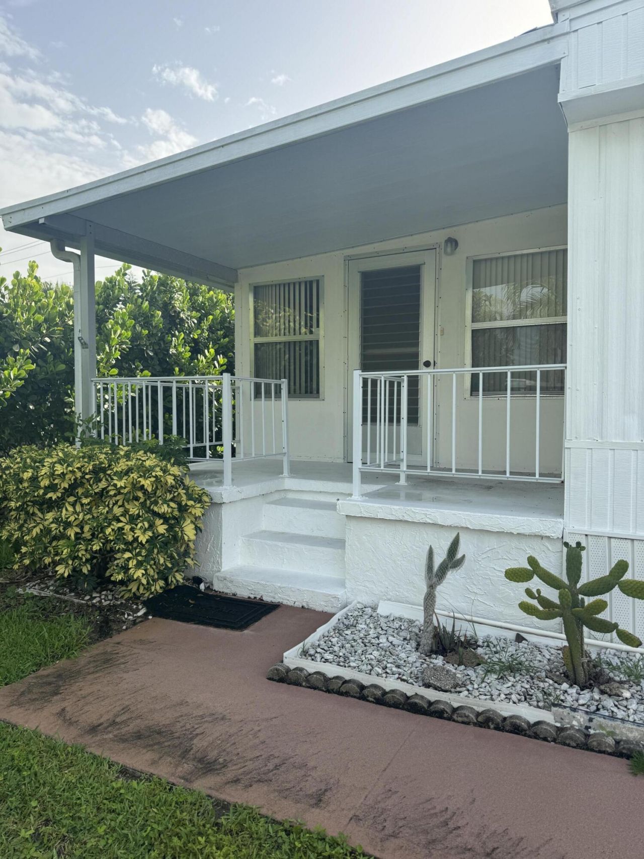 8051 SE Homestead Avenue, Hobe Sound, FL 33455 Photo