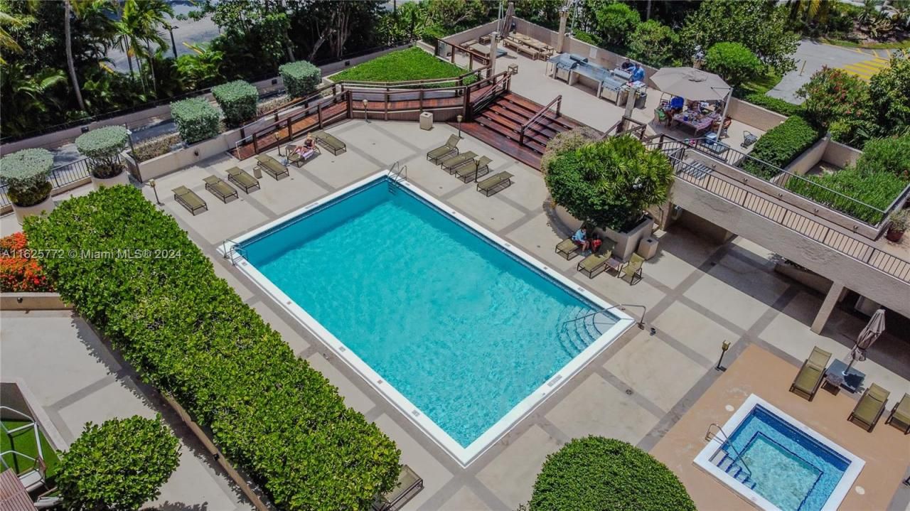 251 Crandon Blvd, Unit 237, Key Biscayne, FL 33149 Photo