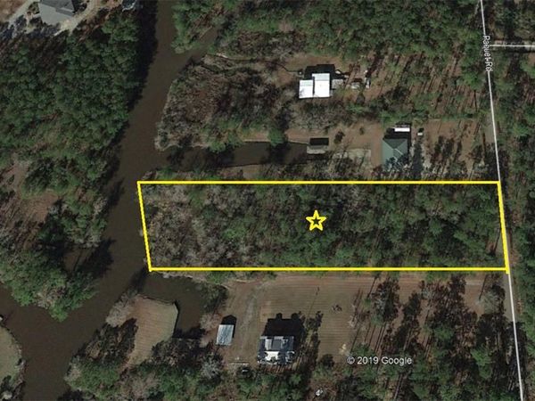 29322 PAQUET Road, Lacombe, LA 70445