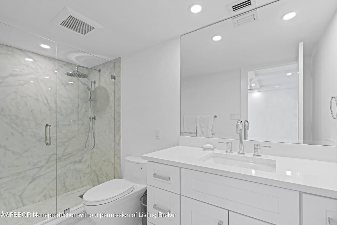 5380 N Ocean Drive, Unit 10D, Riviera Beach, FL 33404 Photo