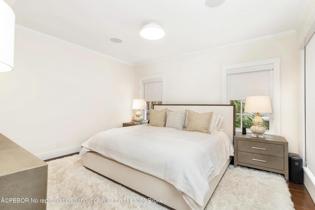 231 Sunset Road, West Palm Beach, FL 33401 Photo