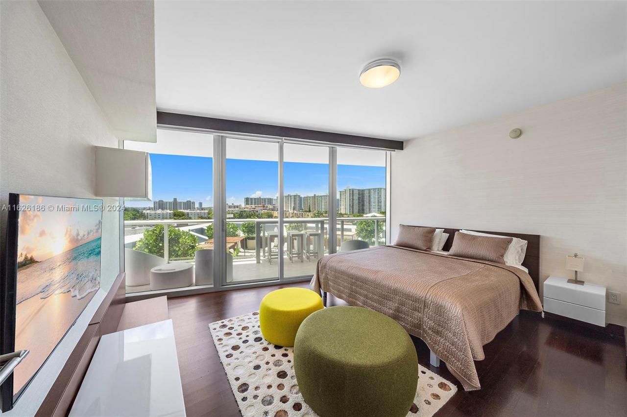 17001 Collins Ave, Unit 804, Sunny Isles Beach, FL 33160 Photo