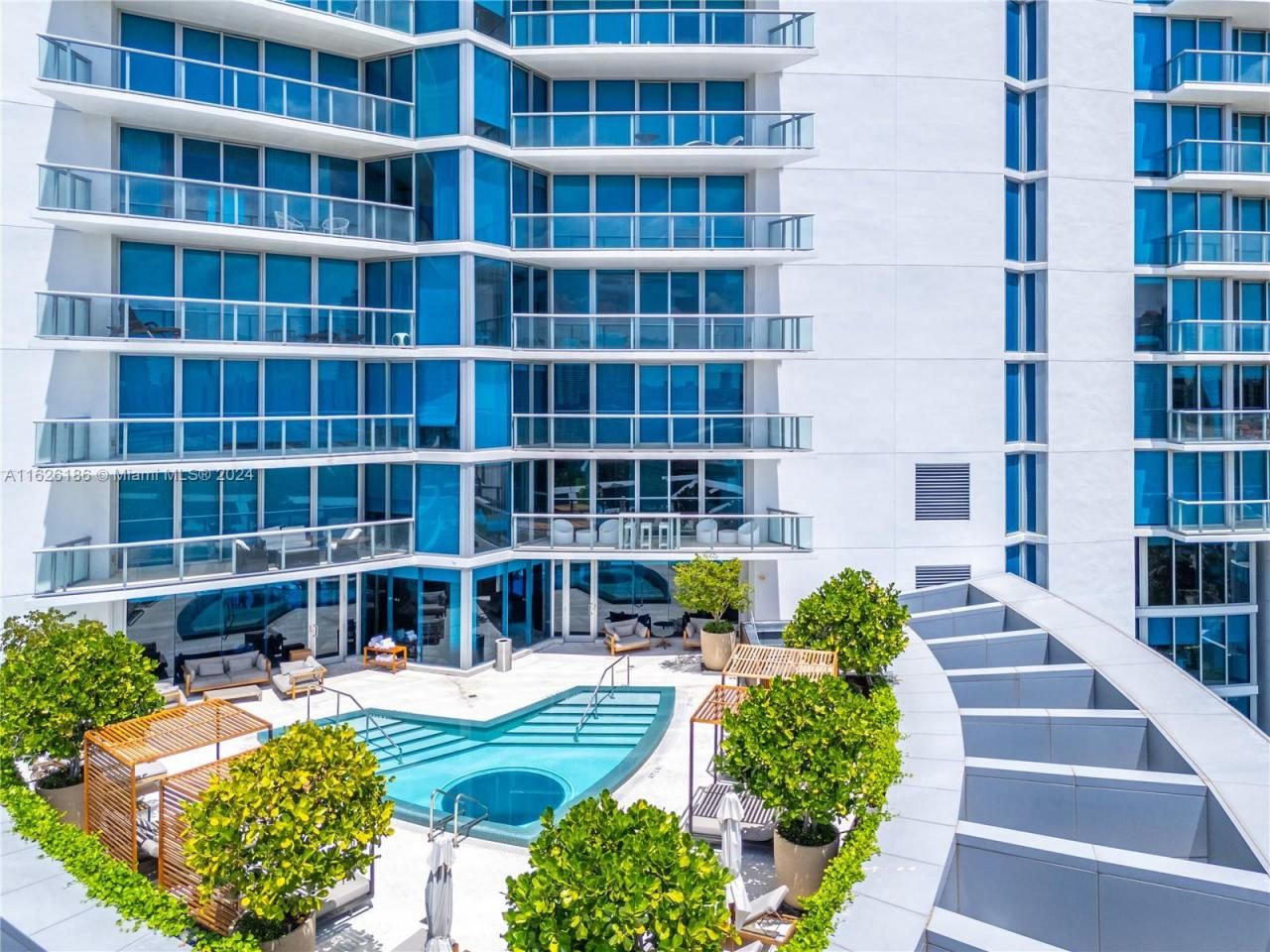 17001 Collins Ave, Unit 804, Sunny Isles Beach, FL 33160 Photo