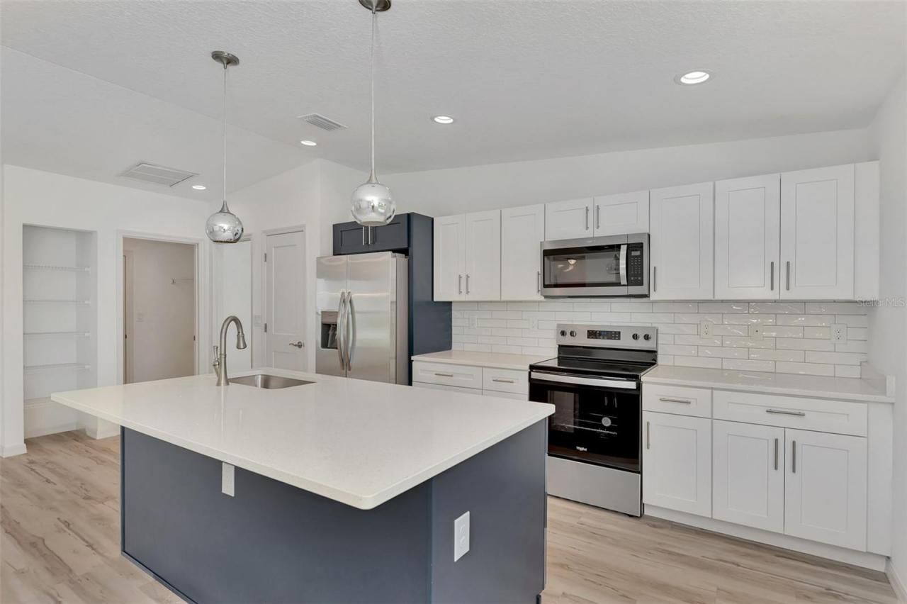 3847 E Price Boulevard, North Port, FL 34288 Photo