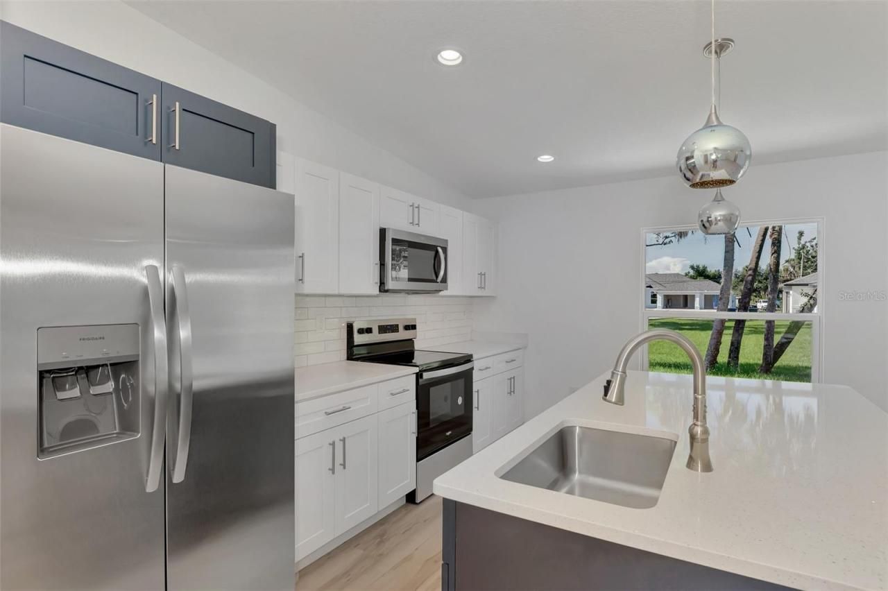 3847 E Price Boulevard, North Port, FL 34288 Photo