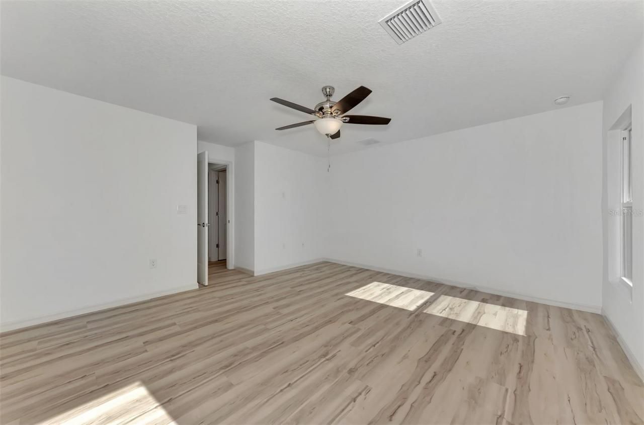 3847 E Price Boulevard, North Port, FL 34288 Photo