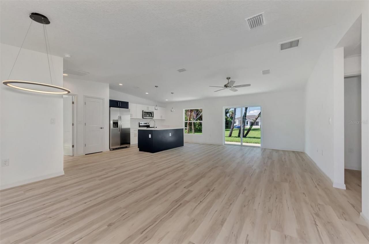 3847 E Price Boulevard, North Port, FL 34288 Photo