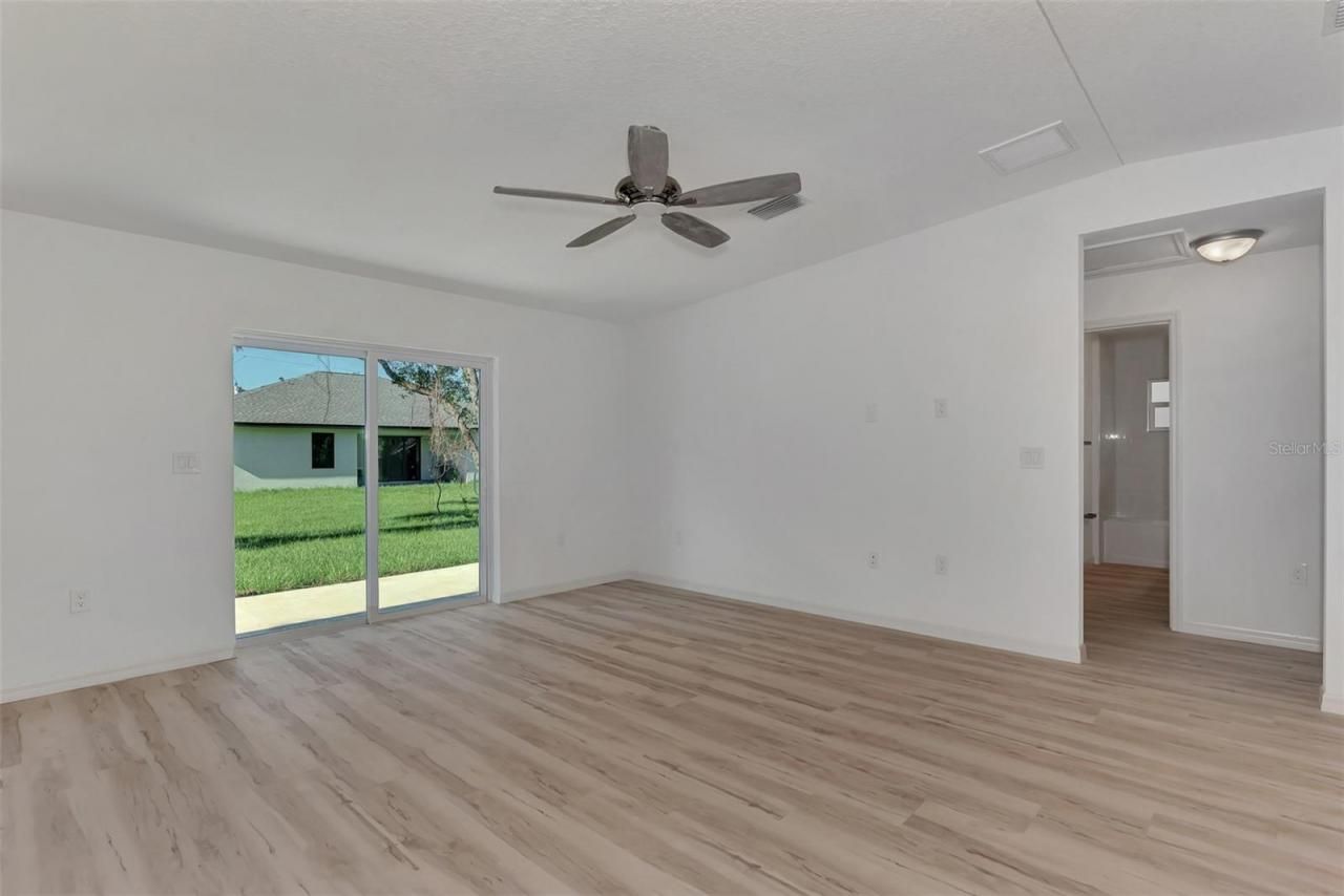3847 E Price Boulevard, North Port, FL 34288 Photo