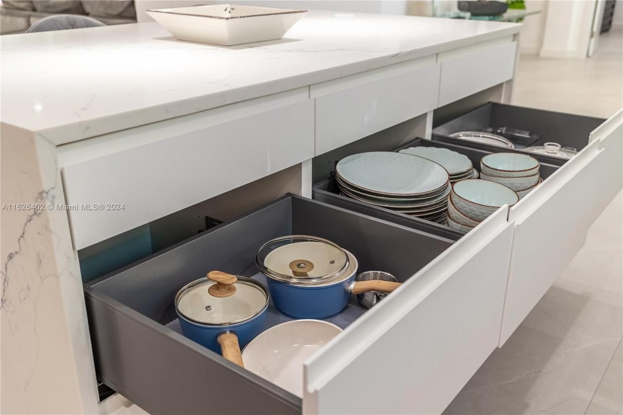 1575 Osprey Ave, Naples, FL 34102 Photo