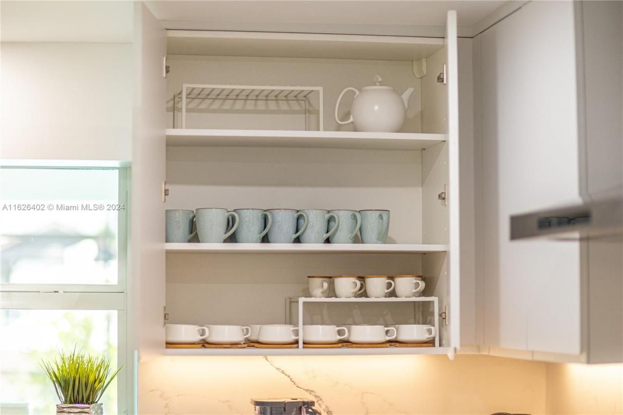 1575 Osprey Ave, Naples, FL 34102 Photo