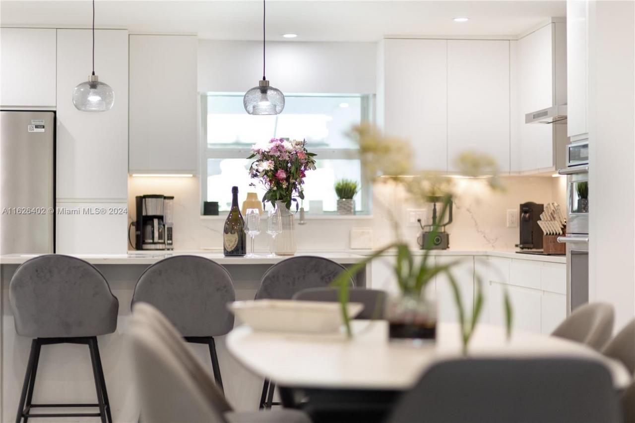 1575 Osprey Ave, Naples, FL 34102 Photo