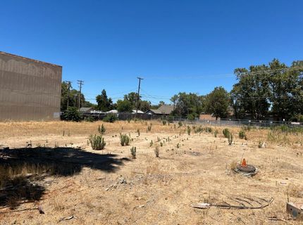 309 N Center St, Turlock, CA 95380 Photo