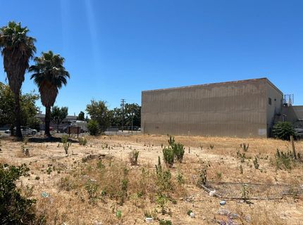 309 N Center St, Turlock, CA 95380 Photo