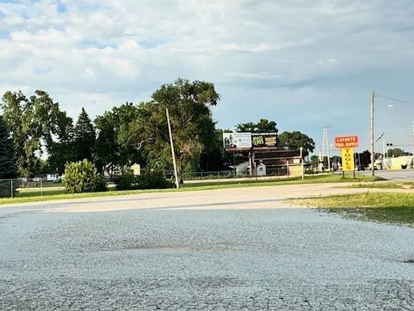 717 E Lincoln Way, LaPorte, IN 46350