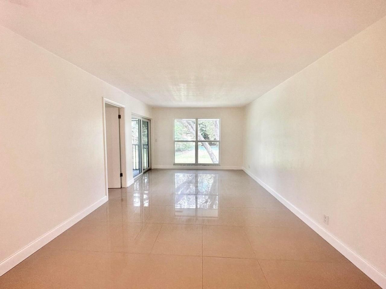 10193 N Military Drive, Unit 203, Palm Beach Gardens, FL 33410 Photo
