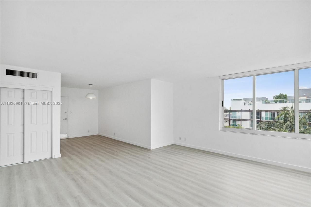 1200 West Ave, Unit 515, Miami Beach, FL 33139 Photo