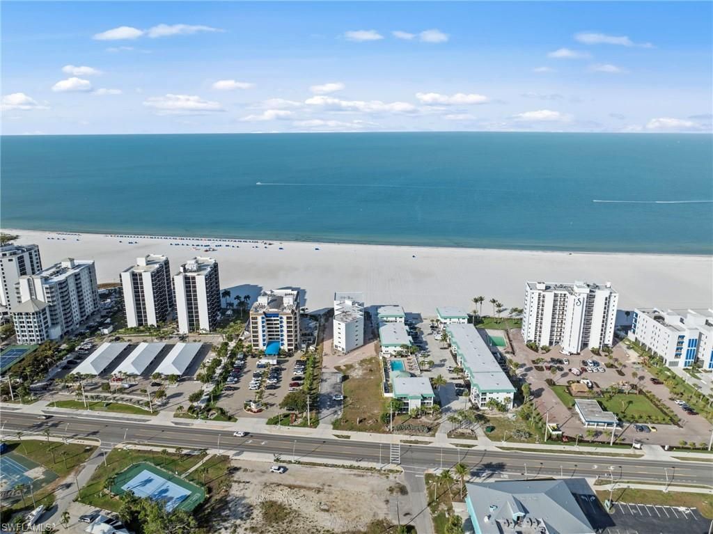 6530 Estero Blvd, Fort Myers Beach, FL 33931 Photo