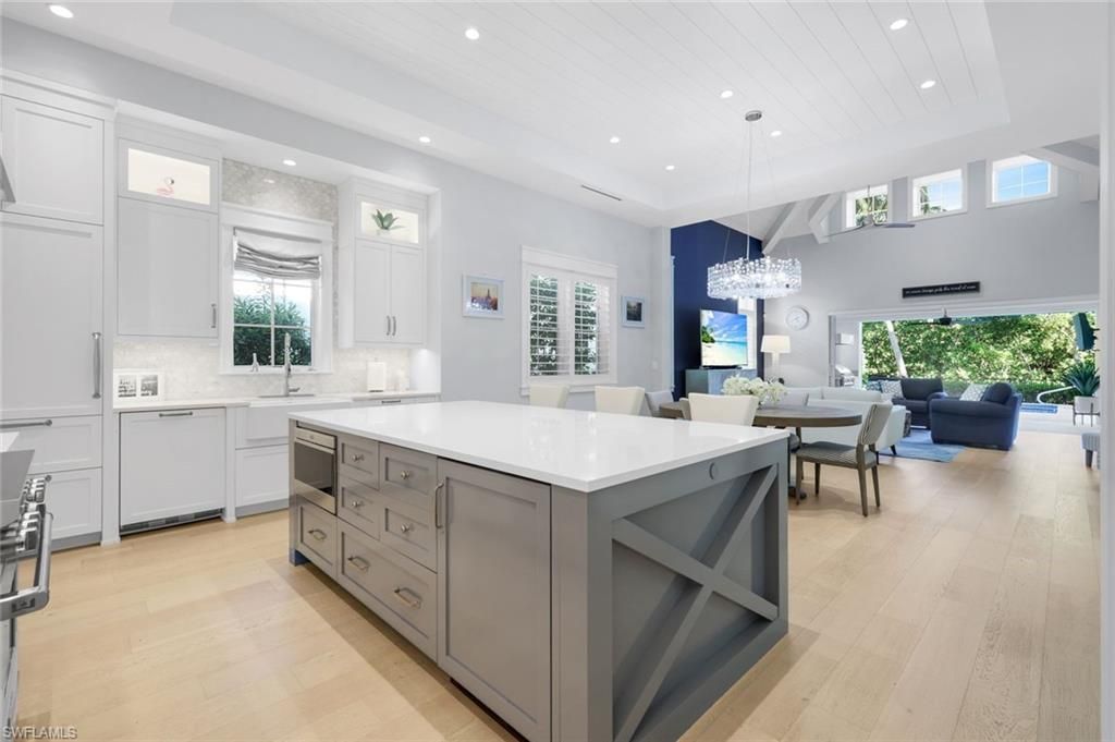 1463 2nd Ave S, Naples, FL 34102 Photo