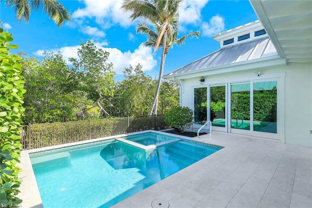 1463 2nd Ave S, Naples, FL 34102 Photo