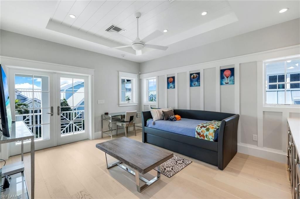 1463 2nd Ave S, Naples, FL 34102 Photo