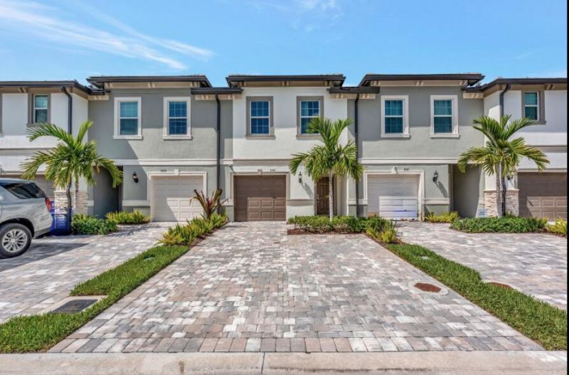 3247 Watercress Drive, Lauderdale Lakes, FL 33311 Photo