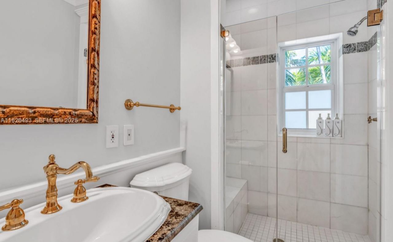 75761 Overseas Hwy, Islamorada, FL 33036 Photo