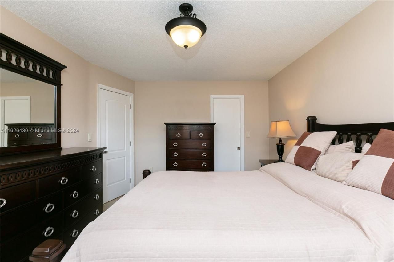 3135 S Ocean Dr, Unit 227, Hallandale Beach, FL 33009 Photo