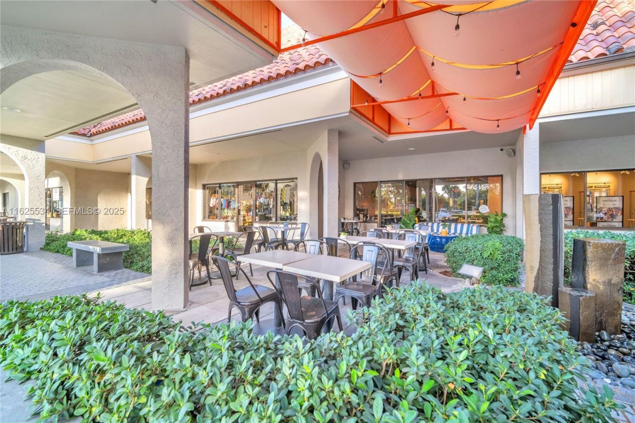 21316 Saint Andrews Blvd ( Restaurant For Sale ), Boca Raton, FL 33432 Photo