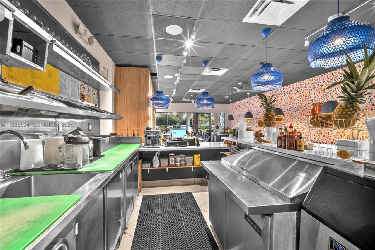 21316 Saint Andrews Blvd ( Restaurant For Sale ), Boca Raton, FL 33432 Photo