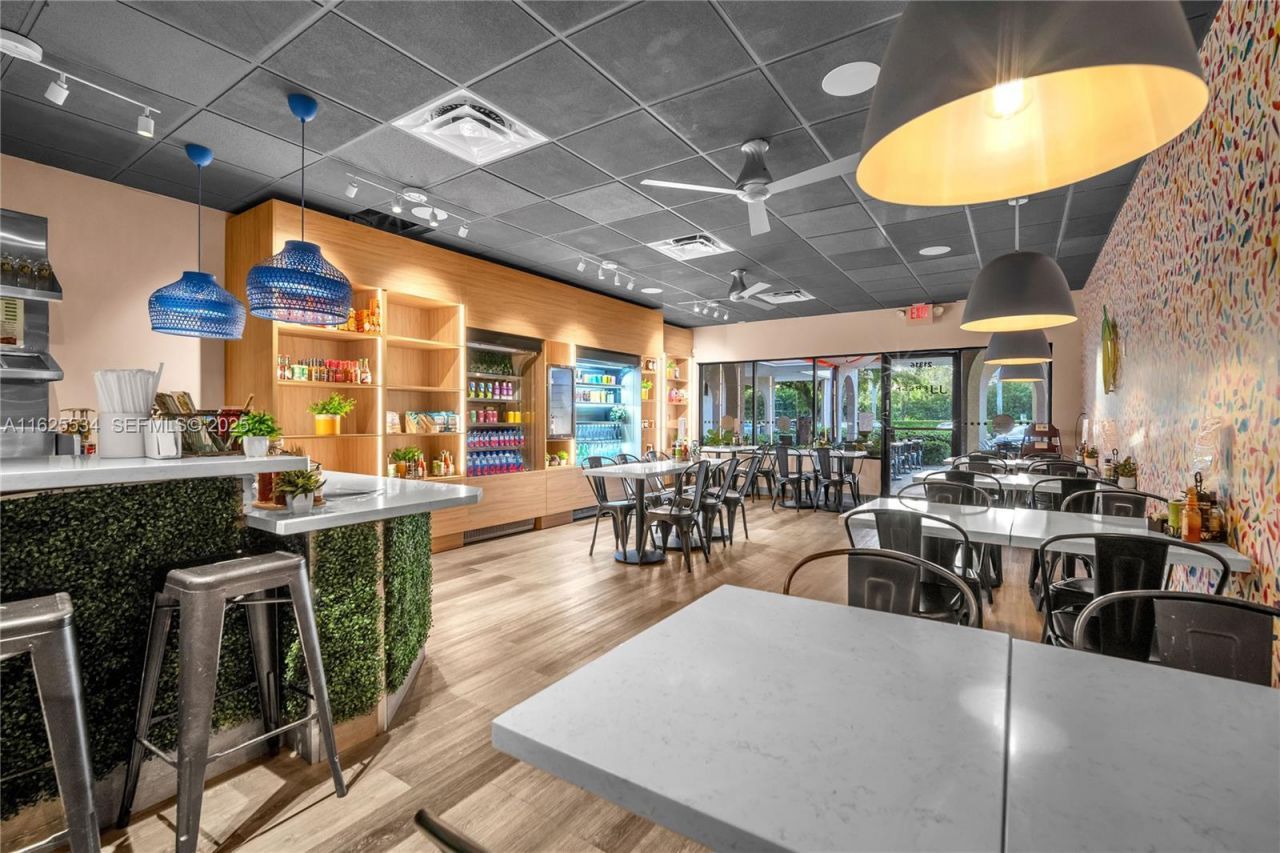 21316 Saint Andrews Blvd ( Restaurant For Sale ), Boca Raton, FL 33432 Photo