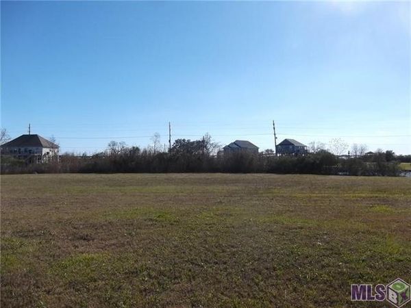 1424 CLIPPER ISLAND Road, Slidell, LA 70458
