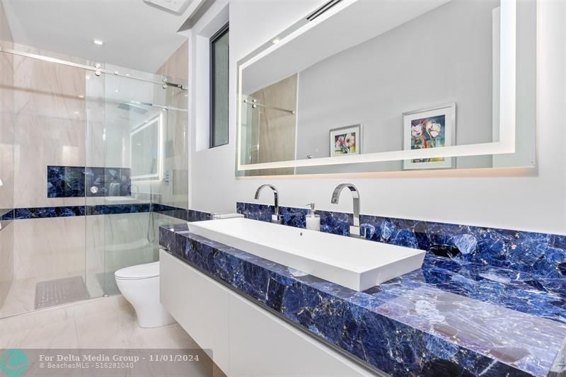 34 Minnetonka Rd, Sea Ranch Lakes, FL 33308 Photo