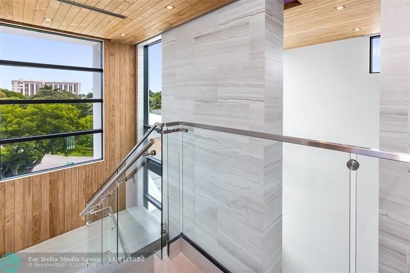 34 Minnetonka Rd, Sea Ranch Lakes, FL 33308 Photo