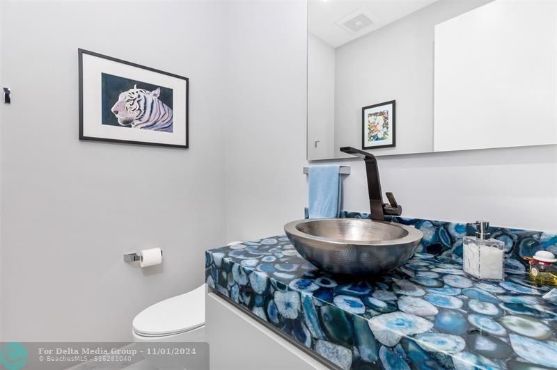 34 Minnetonka Rd, Sea Ranch Lakes, FL 33308 Photo