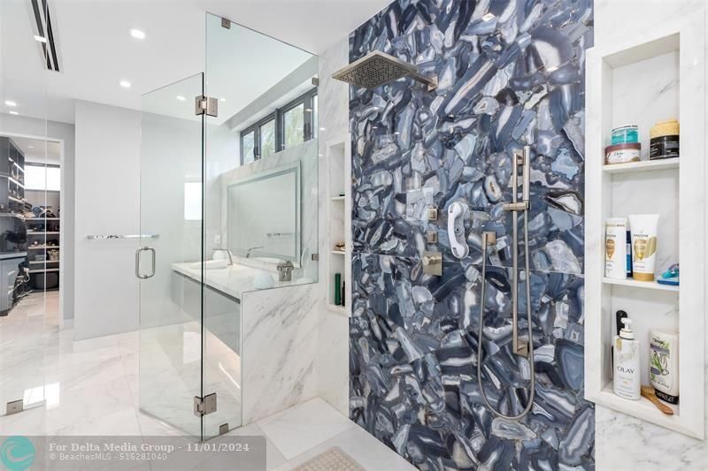 34 Minnetonka Rd, Sea Ranch Lakes, FL 33308 Photo