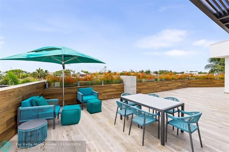 34 Minnetonka Rd, Sea Ranch Lakes, FL 33308 Photo