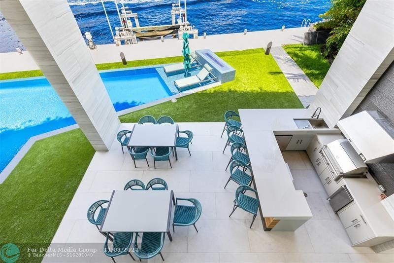 34 Minnetonka Rd, Sea Ranch Lakes, FL 33308 Photo